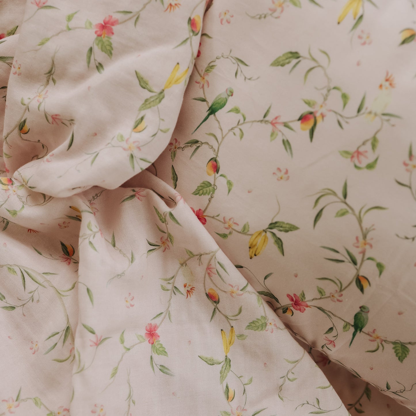Gooslings Dreaming of Paradise Swaddle - Ivory