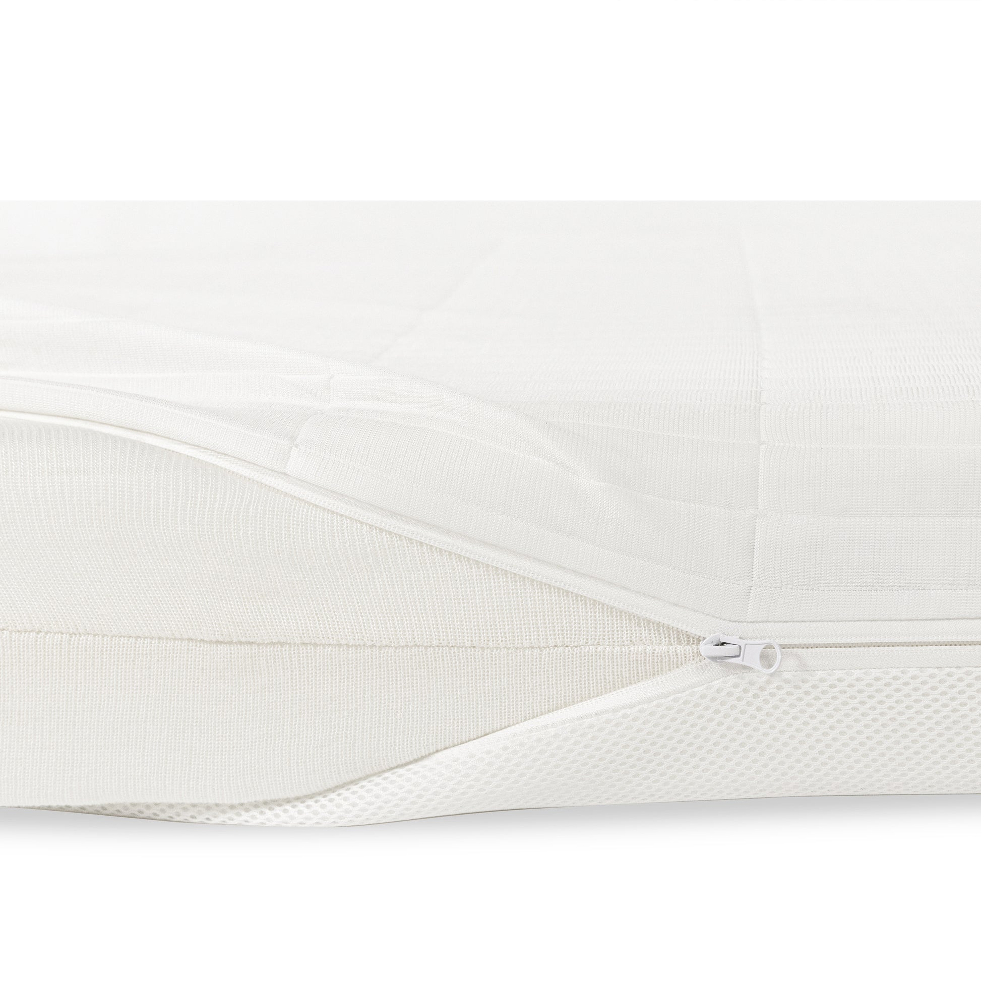 M53115W,DaVinci,Premium 2-Stage Breathable Crib Mattress with Waterproof Cozy Cool Toddler Side