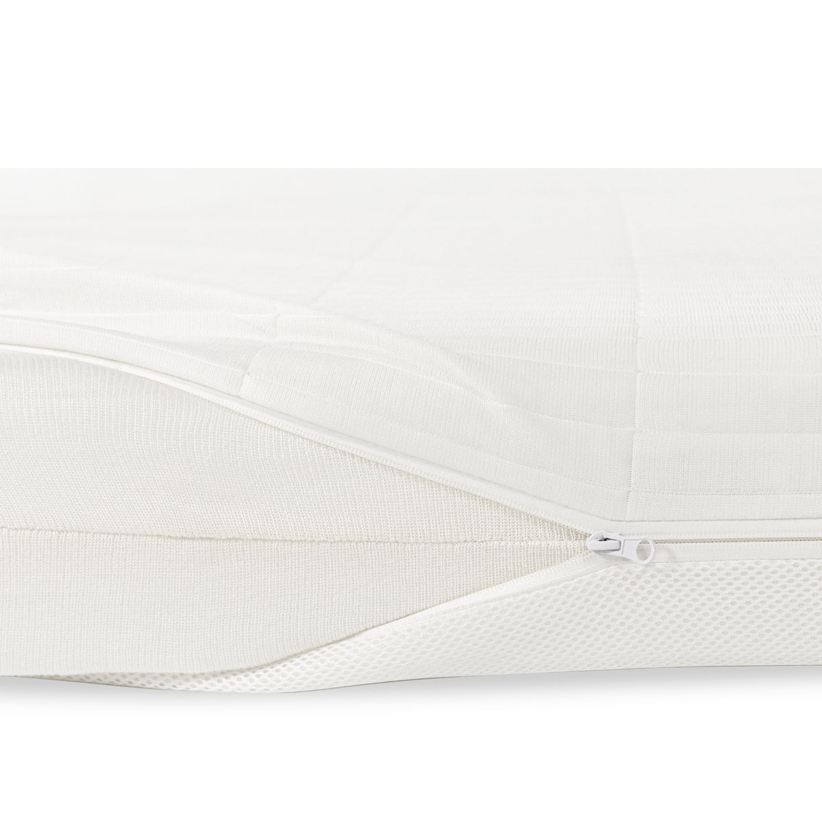 M53115W,DaVinci,Premium 2-Stage Breathable Crib Mattress with Waterproof Cozy Cool Toddler Side