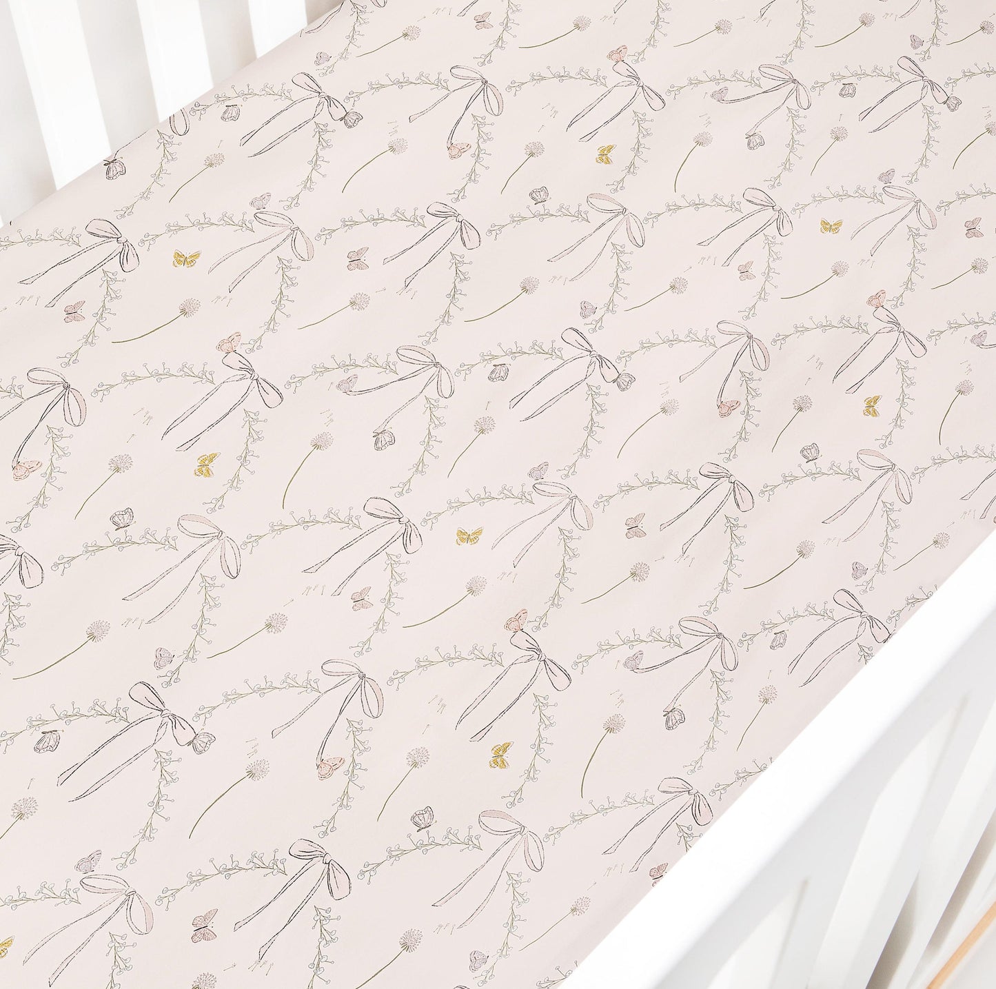 Gooslings Bows & Butterfly Kisses Crib Sheet - Pink