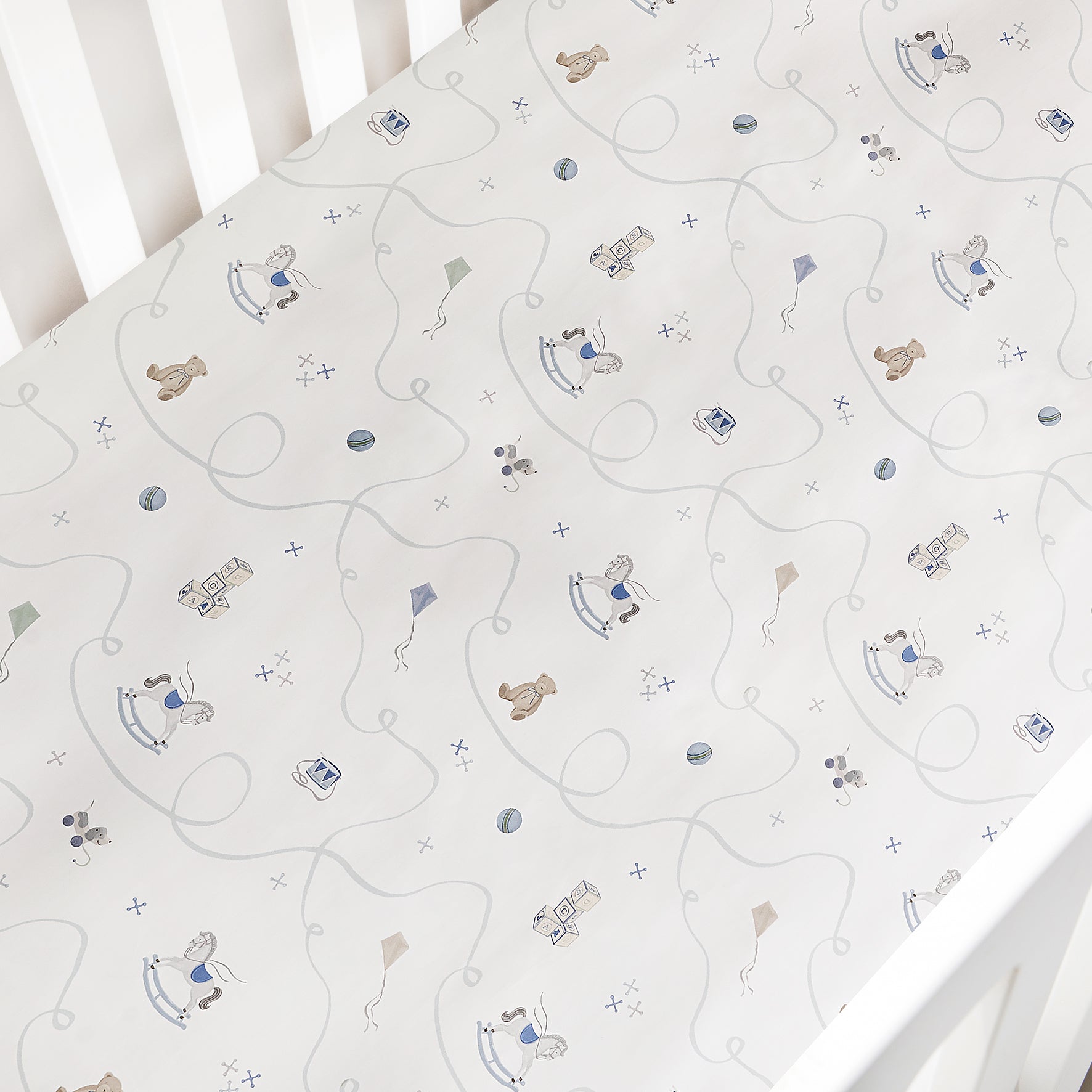 Gooslings Little Toy Chest Crib Sheet - Ivory