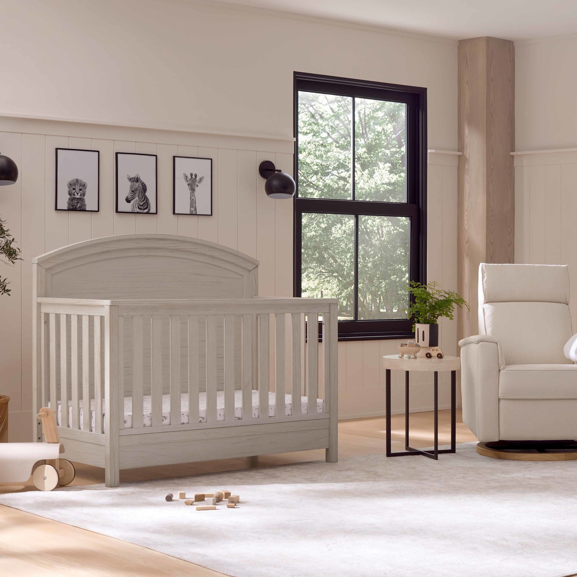 B26401WDF,Monogram by Namesake,Hemsted 4-in-1 Convertible Crib in White Driftwood