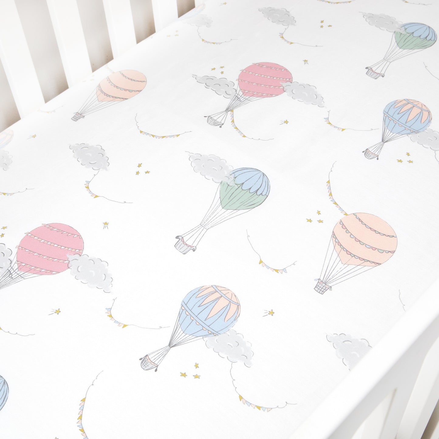 Gooslings Touch The Sky Crib Sheet - Pink