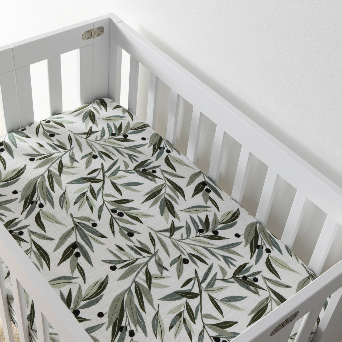 Mini Crib Sheet in GOTS Certified Organic Muslin Cotton