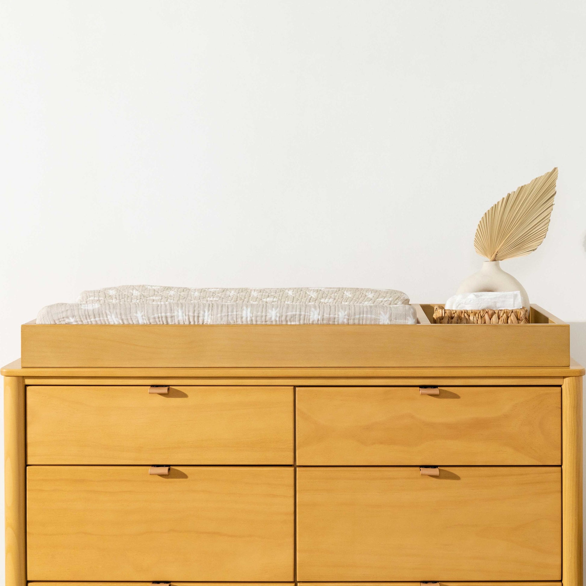 T27037,Babyletto,Beach Bum Quilted Muslin Changing Pad Cover in GOTS Certified Organic Cotton