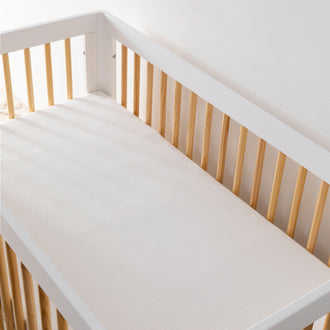 Crib Sheet in GOTS Certified Organic Muslin Cotton